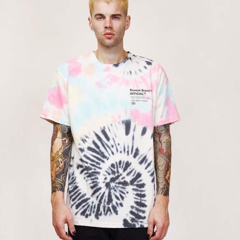 Reason Brand Tie-Dye Multi-Color T-Shirt Medium NWT